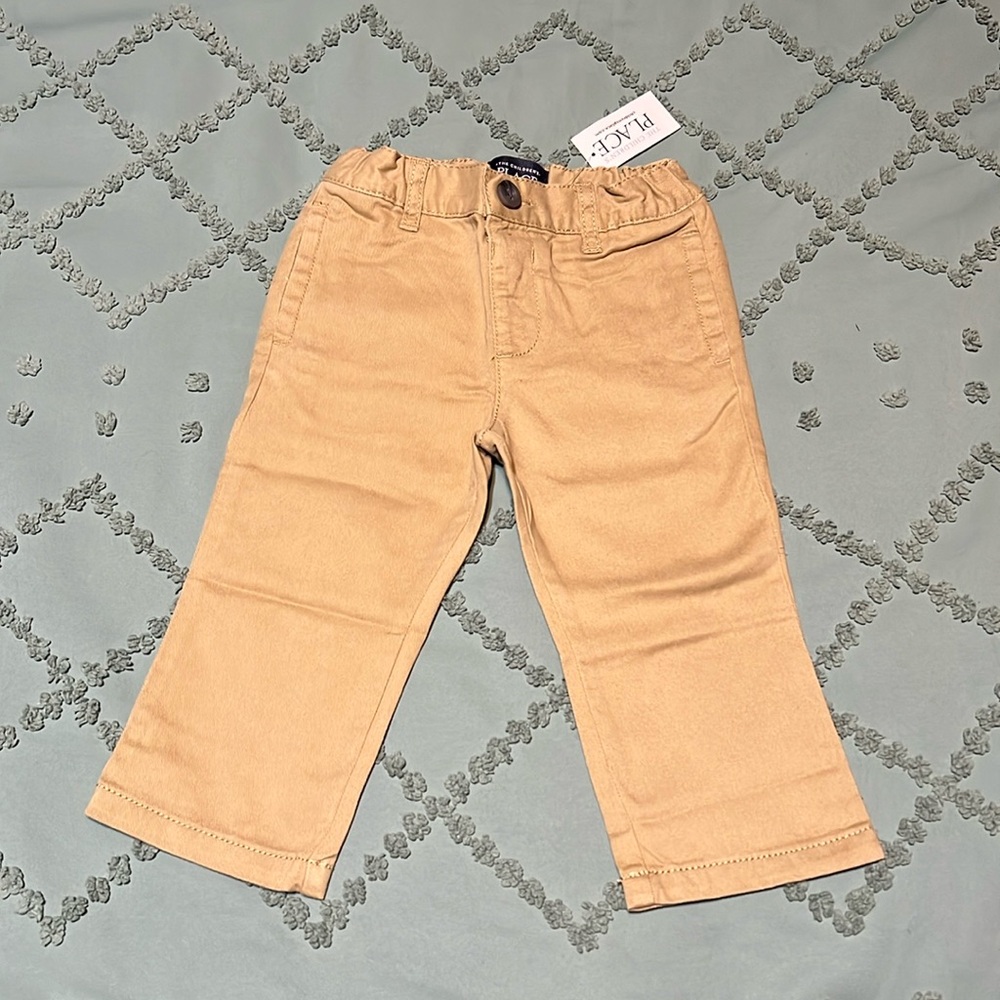 The Children’s Place baby boy khaki pants size 9-12m. New with tags